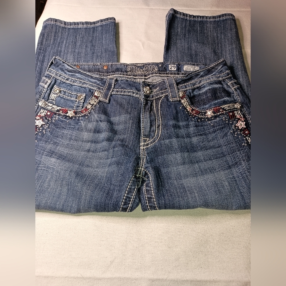 New Condition MISS ME bling embroidered cuffed blue denim capris (#41)